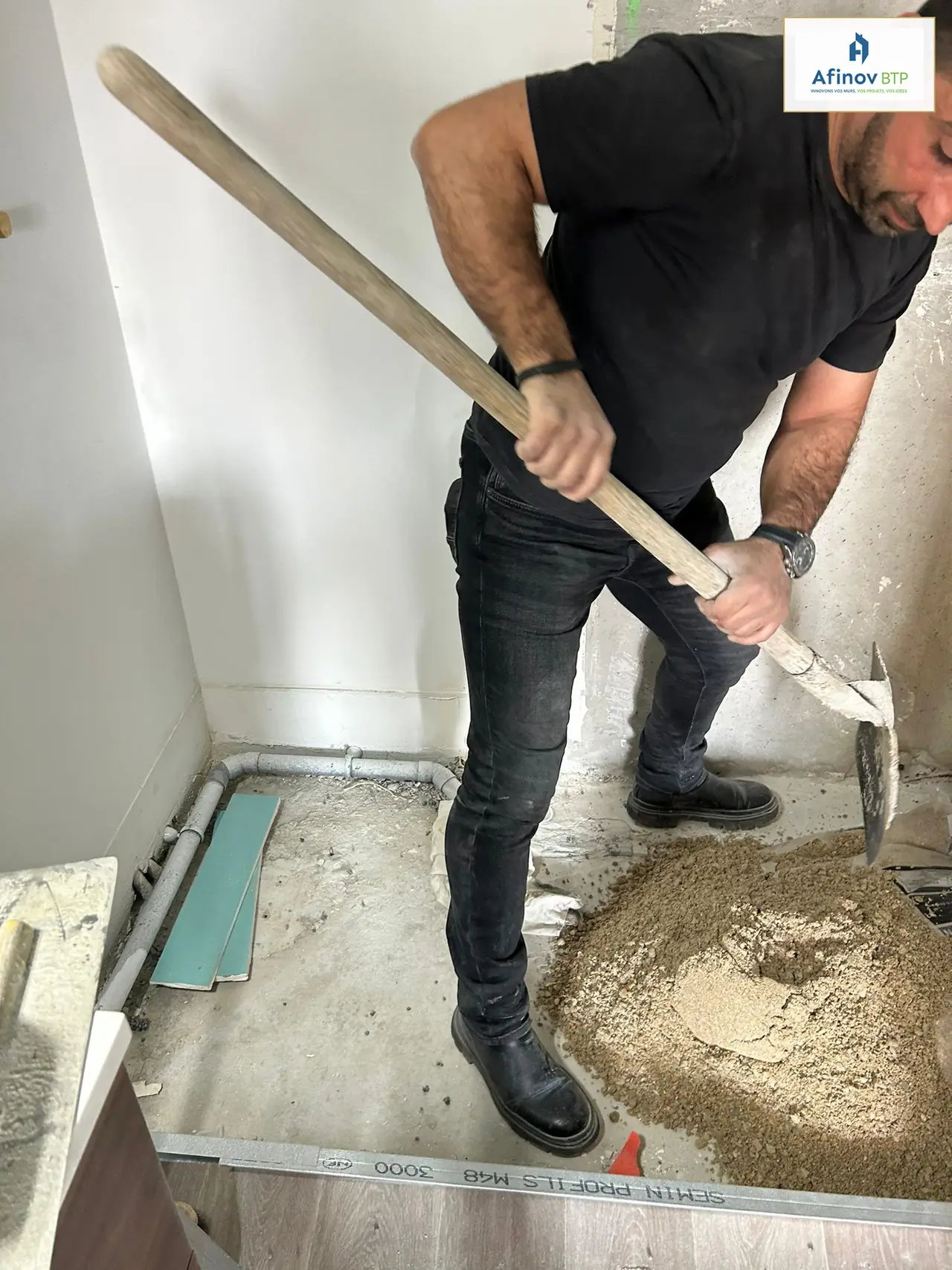Salle de bain, Bagneux : démolition et préparation