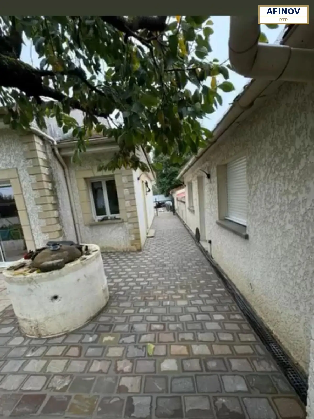 Allée en pierre naturelle, après les travaux